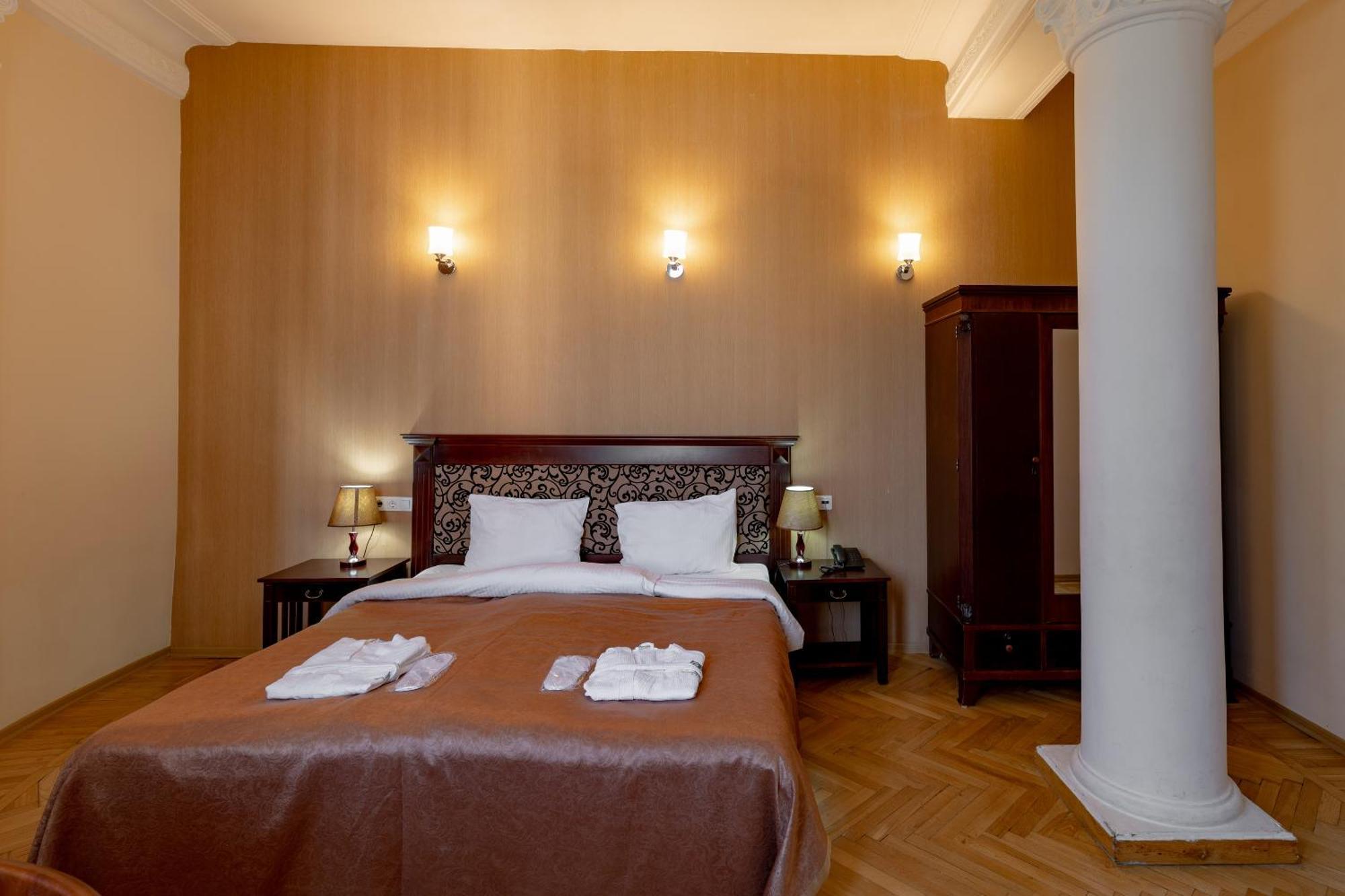Legends Tskaltubo Spa Resort Luaran gambar