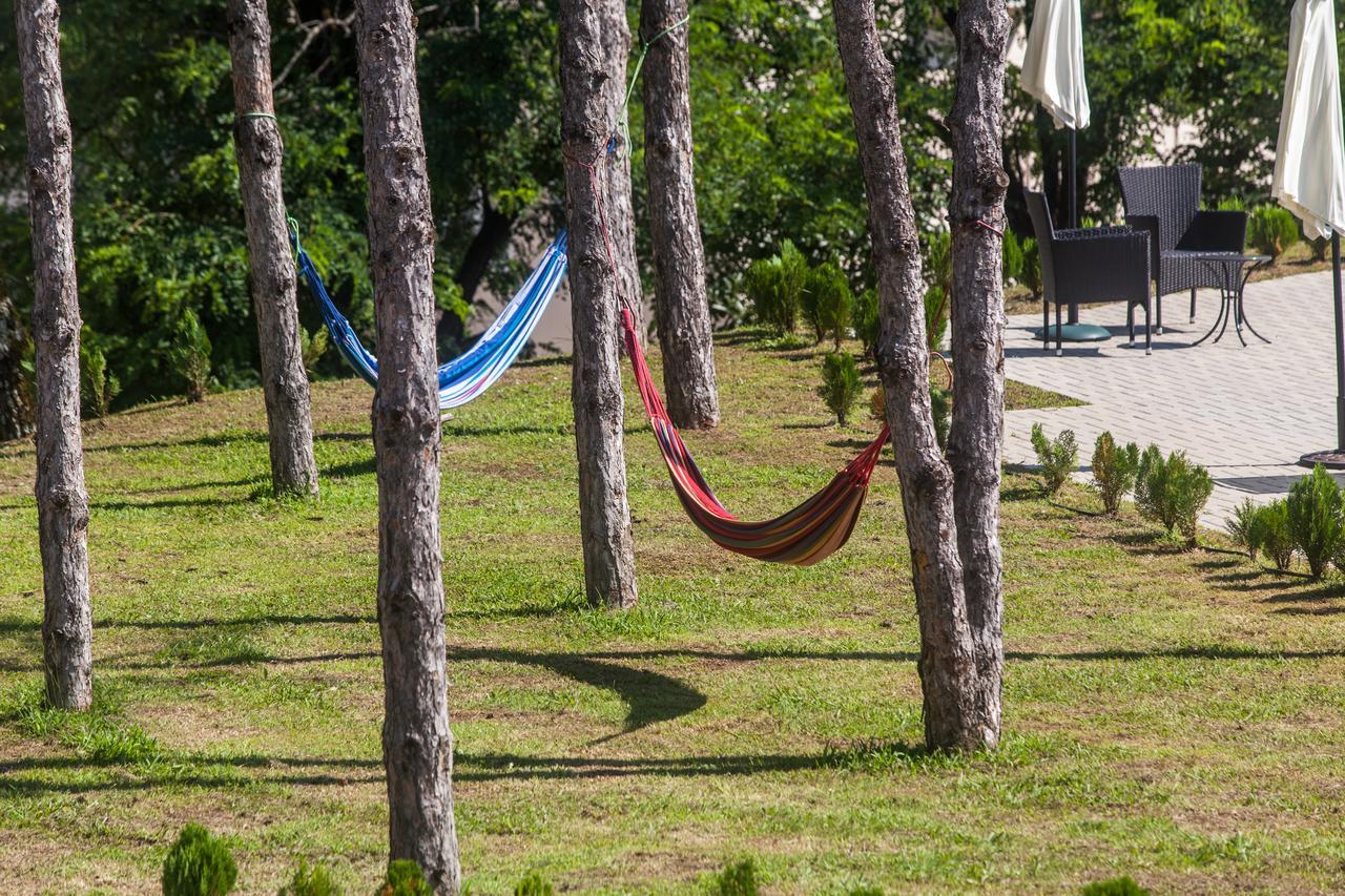 Legends Tskaltubo Spa Resort Luaran gambar