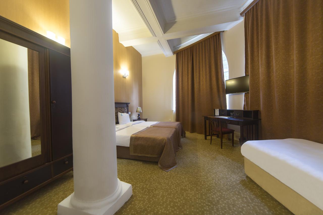 Legends Tskaltubo Spa Resort Luaran gambar