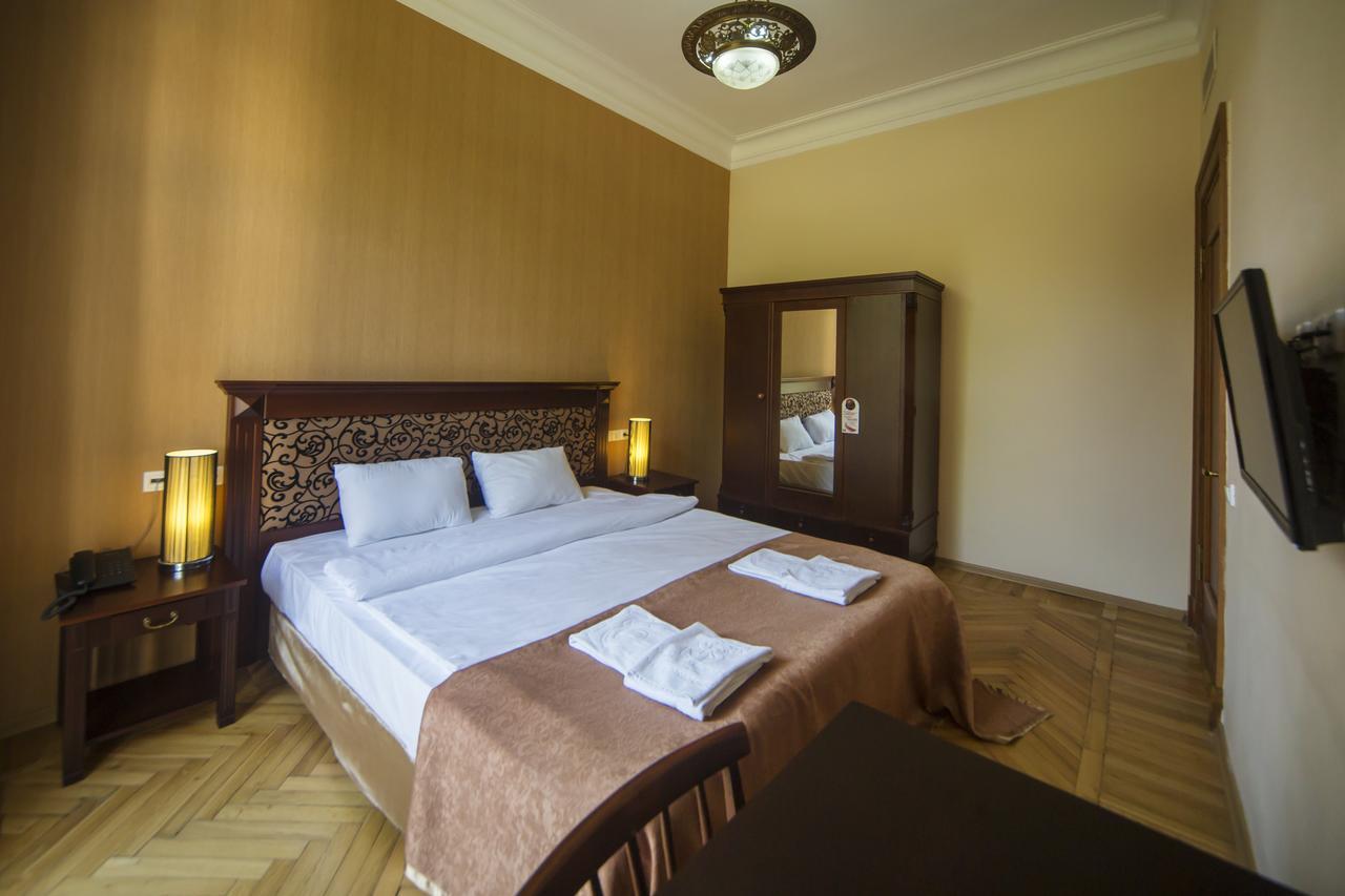 Legends Tskaltubo Spa Resort Luaran gambar
